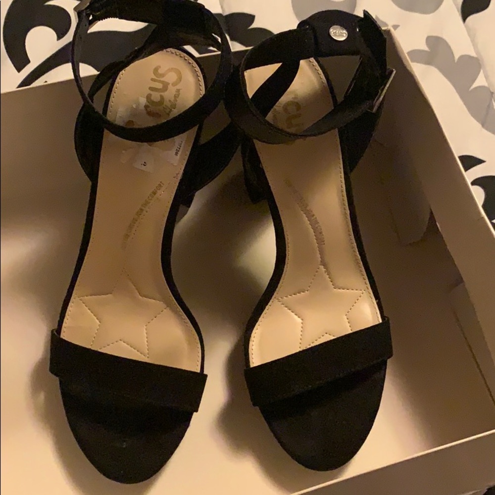 Circus Sandals with heel